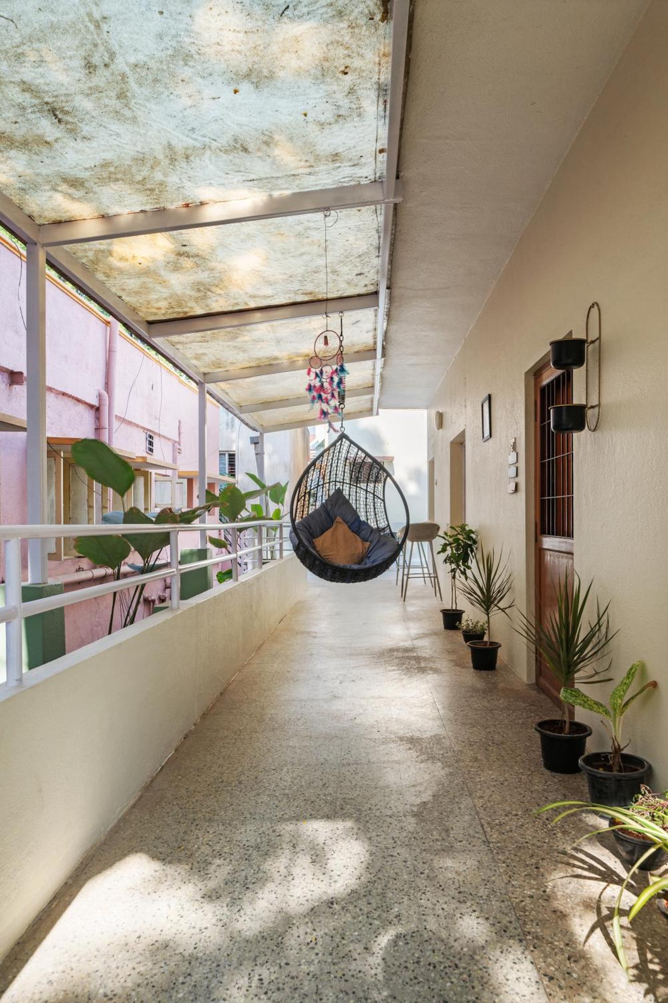 House Of 2 Tress Penthouse Villa Bangalore Exterior foto