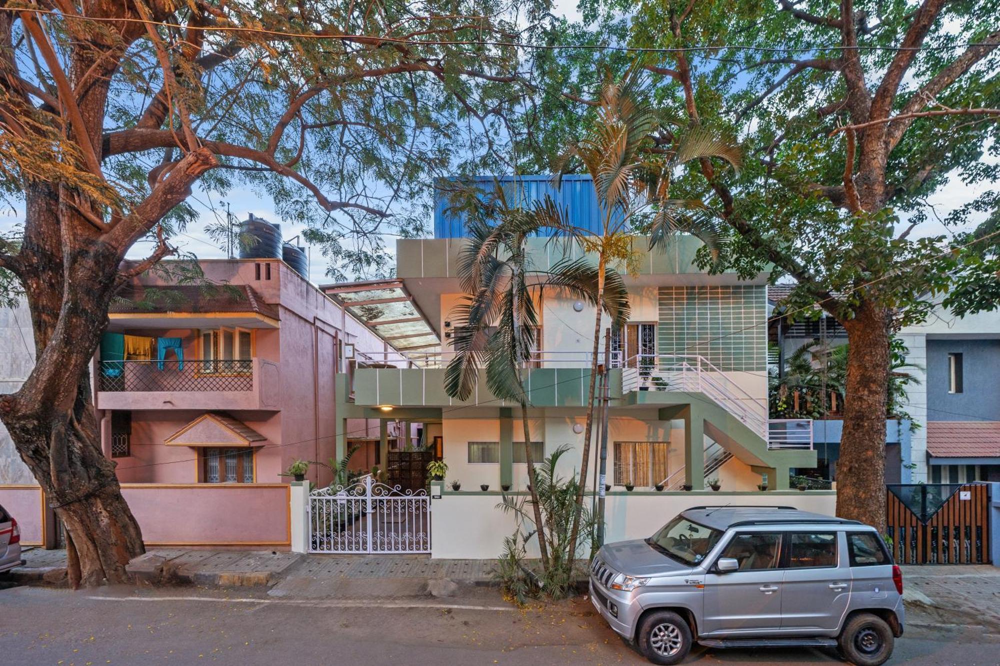 House Of 2 Tress Penthouse Villa Bangalore Exterior foto